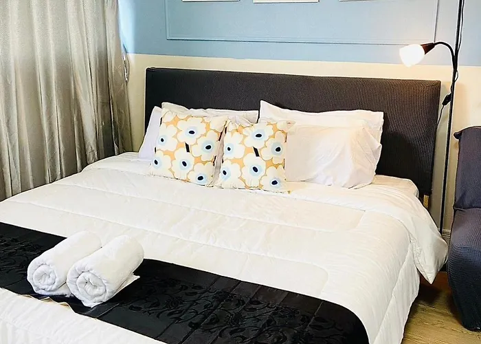 Impact Arena Twotone By Goodroom24 Apartment *